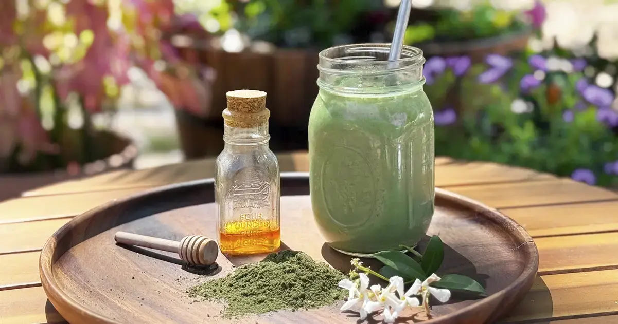 Wildflower Honey and Greens Smoothie